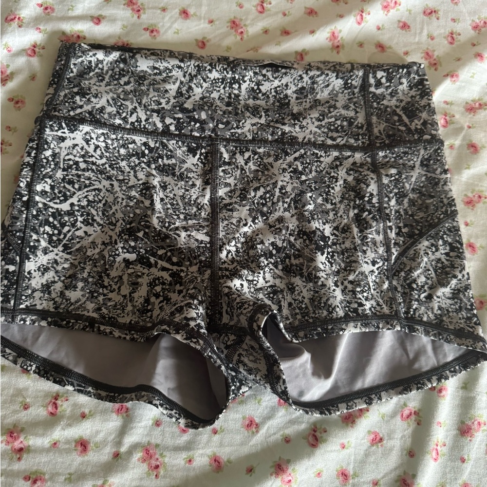 lulu lemon shorts